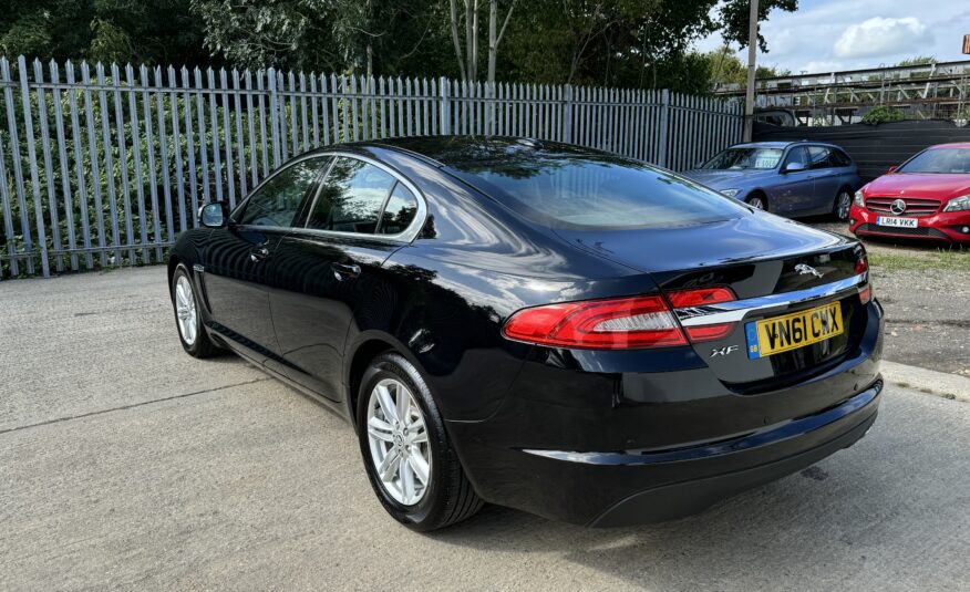 Jaguar XF 2.2d Luxury Auto Euro 5 (s/s) 4dr