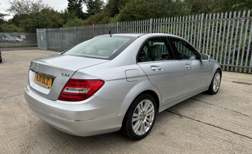 Mercedes-Benz C Class 2.1 C200 CDI BlueEfficiency Elegance G-Tronic+ Euro 5 (s/s) 4dr