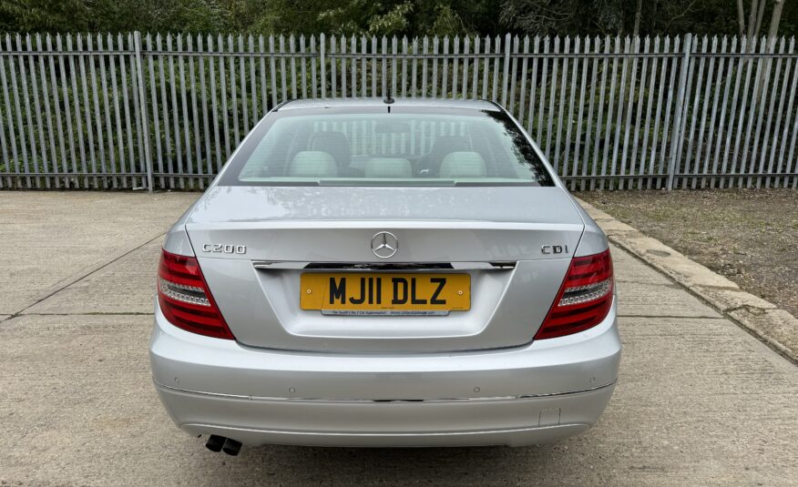 Mercedes-Benz C Class 2.1 C200 CDI BlueEfficiency Elegance G-Tronic+ Euro 5 (s/s) 4dr